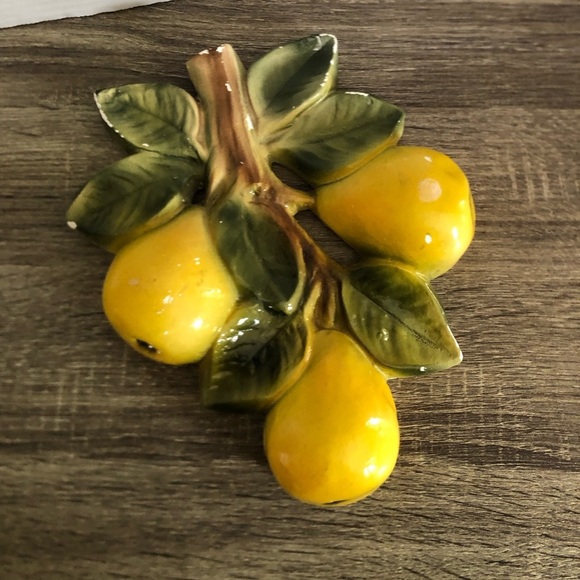 Vtg Yellow Pear Bundle Chalkware Wall Decor - Picture 3 of 15
